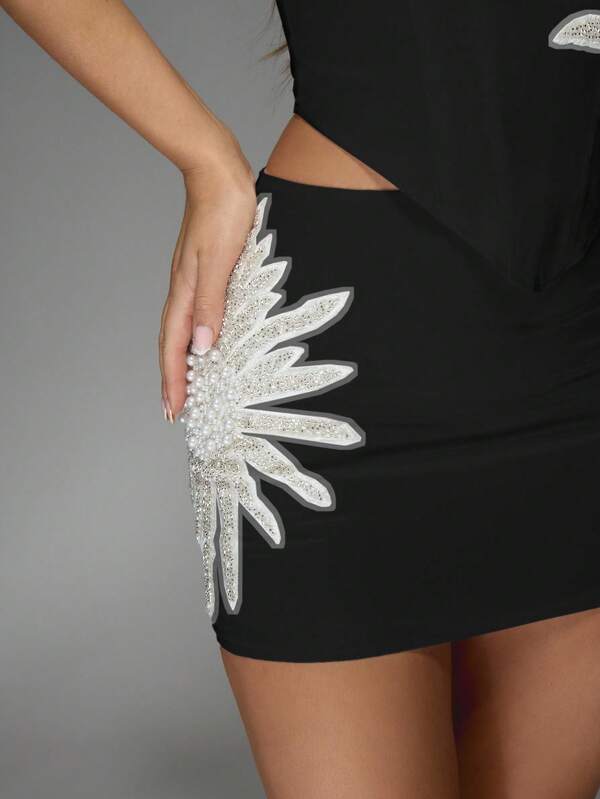 Missguided MISSGUIDED Strapless Bandeau Corset Set With Embellished Mini Skirt