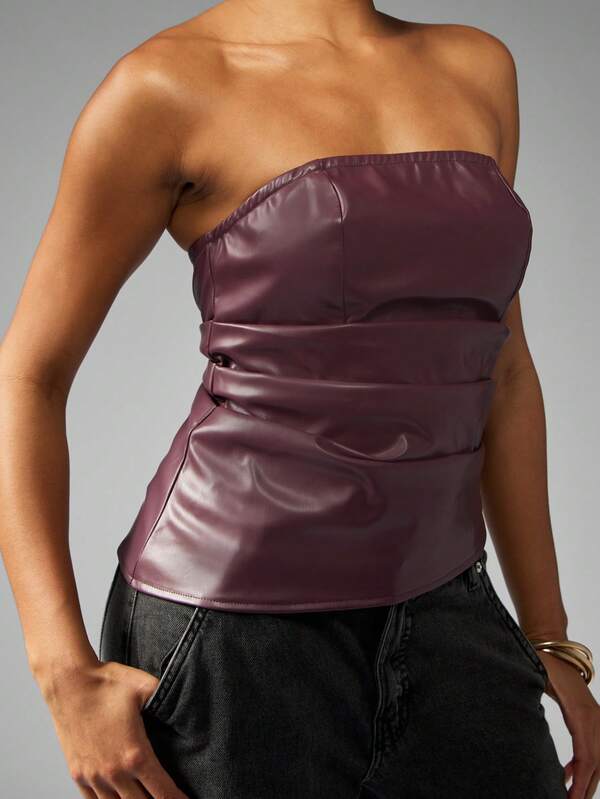 Missguided MISSGUIDED Strapless PU Leather Bandeau Top With Ruched Design