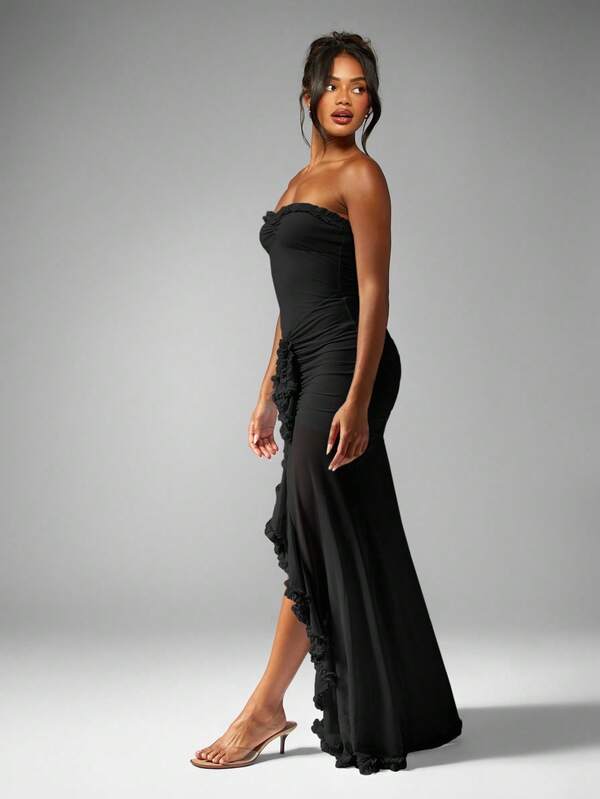 Missguided MISSGUIDED Strapless Ruched Maxi Dress With Ruffled Slit