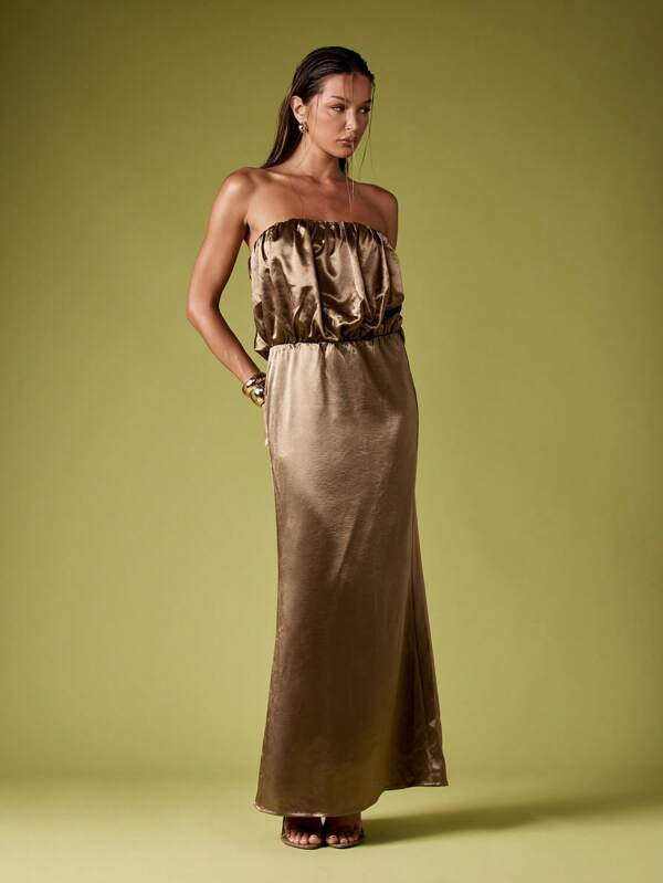 Missguided MISSGUIDED Strapless Satin Maxi Gown With Ruched Bodice