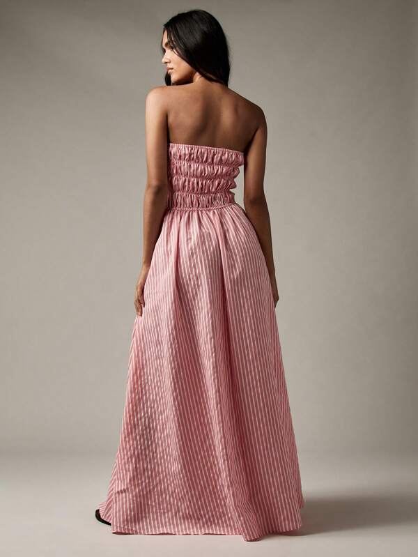 Missguided MISSGUIDED Strapless Striped Maxi Dress With Shirred Bodice And Tie Front