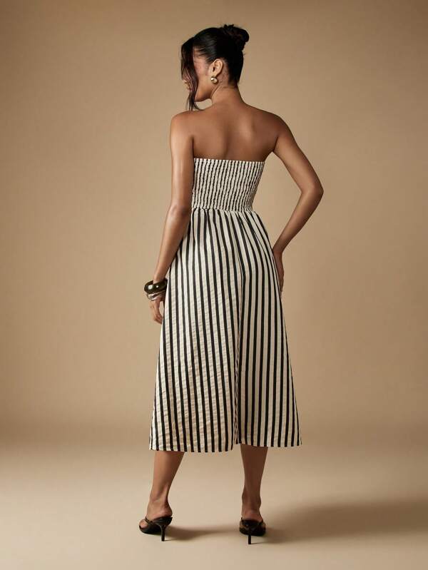 Missguided MISSGUIDED Strapless Striped Midi Dress With Smocked Bodice And Flared Skirt