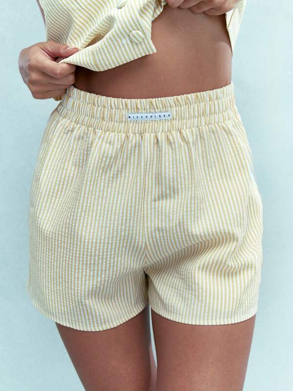 Missguided MISSGUIDED Street Textured Ribbed Buttoned Vest Top And Shorts Co-Ord With Scrunchie