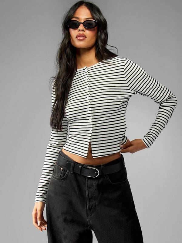 missguided MISSGUIDED Striped Button Front Crop Ribbed Long Sleeve Top