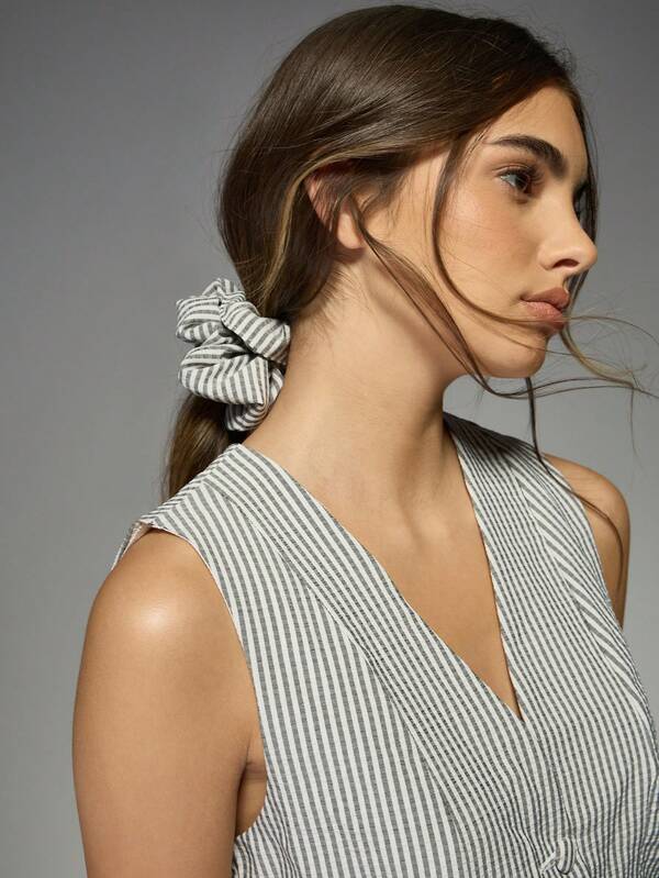 Missguided MISSGUIDED Striped Button Front Top With High-Rise Shorts Set