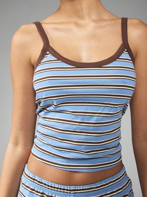 Missguided MISSGUIDED Striped Crop Tank Top High-Rise Shorts Two Piece Set