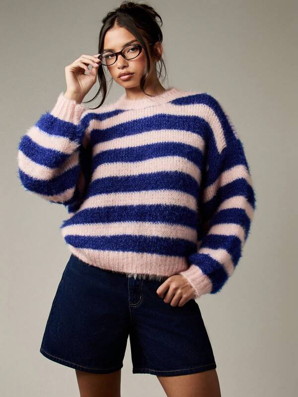 missguided MISSGUIDED Striped Fuzzy Pullover Sweater With Crew Neck