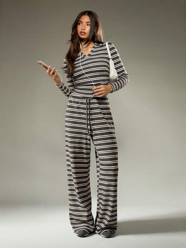 missguided MISSGUIDED Striped Ribbed Knit Two Piece Coordinating Set