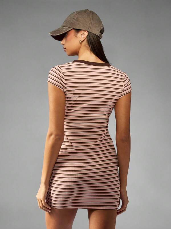 Missguided MISSGUIDED Striped V-Neck Bodycon Mini Dress With Ribbed Texture