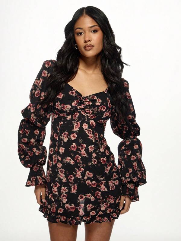 missguided MISSGUIDED Sweetheart Neckline Puff Sleeve Floral Print Mini Dress