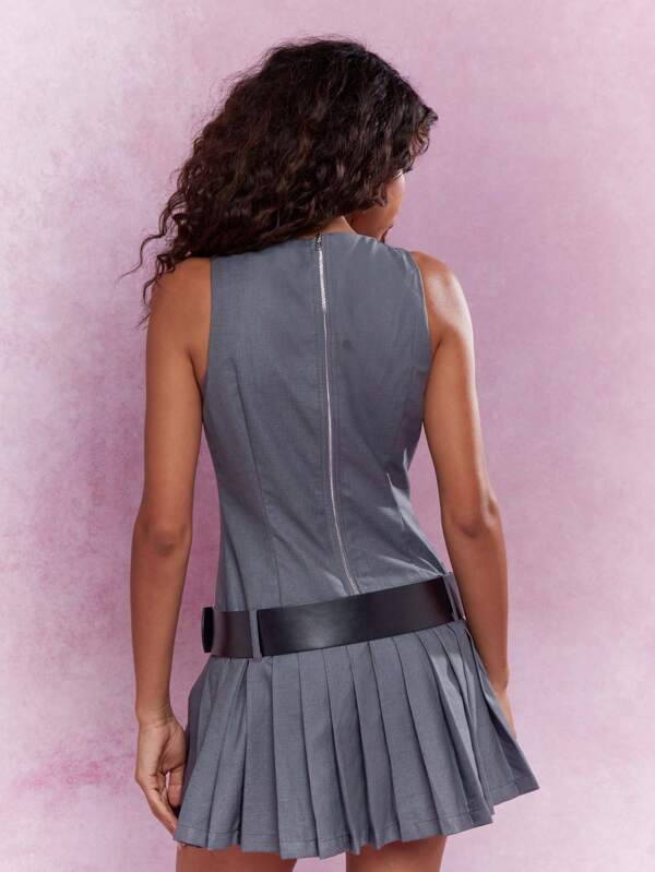 Missguided MISSGUIDED Tailored Belt Detail Pleated Hem Sleeveless Mini Dress