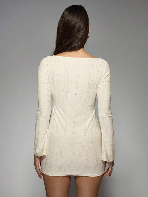 Missguided MISSGUIDED Textured Fitted Mini Dress With Flared Sleeves