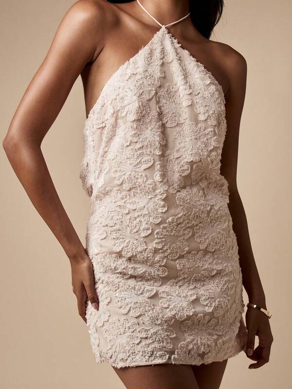Missguided MISSGUIDED Textured Floral Lace Halter Neck Backless Mini Dress