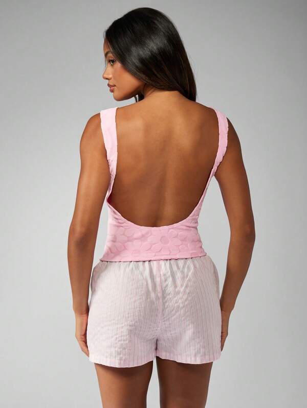 Missguided MISSGUIDED Textured Floral Sleeveless Scoop Back Tank