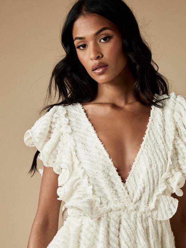 Missguided MISSGUIDED Textured Flutter Sleeve Tiered Ruffle V-Neck Mini Dress