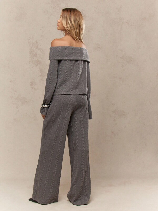 Missguided MISSGUIDED Textured Knitted Rolled Off-Shoulder Full Sleeve Top With Wide Leg Pants 2 Piece Set
