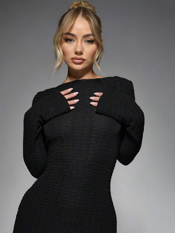 Missguided MISSGUIDED Textured Long Sleeve Maxi Dress With Open Back