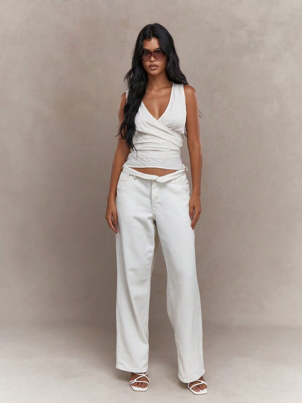 Missguided MISSGUIDED Textured Plunge Neck Wrap Sleeveless Top With Belt