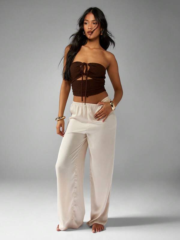 Missguided MISSGUIDED Textured Ruched Halter Crop Bustier With Tie Detail