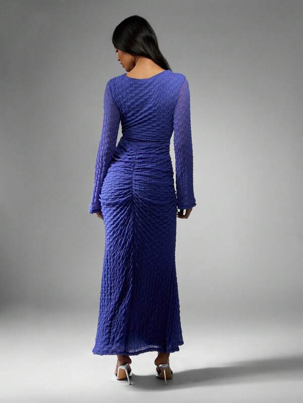 Missguided MISSGUIDED Textured Ruched Long Sleeve Twist Front Cut Out Maxi Dress