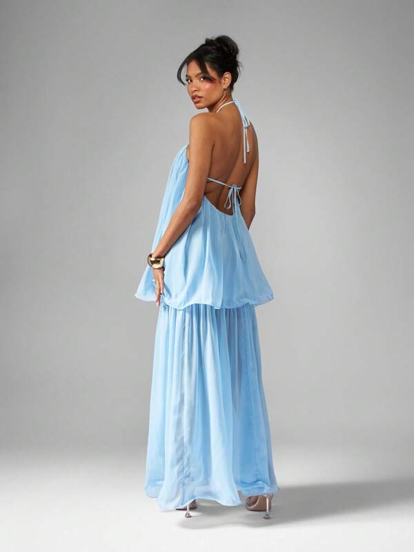 Missguided MISSGUIDED Tiered Halter Neck Maxi Dress With Open Back