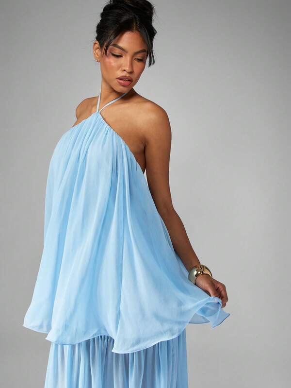Missguided MISSGUIDED Tiered Halter Neck Maxi Dress With Open Back