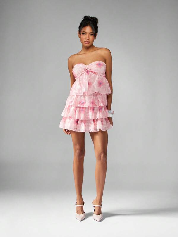 Missguided MISSGUIDED Tiered Ruffle Mini Dress With Sweetheart Neckline And Empire Waist