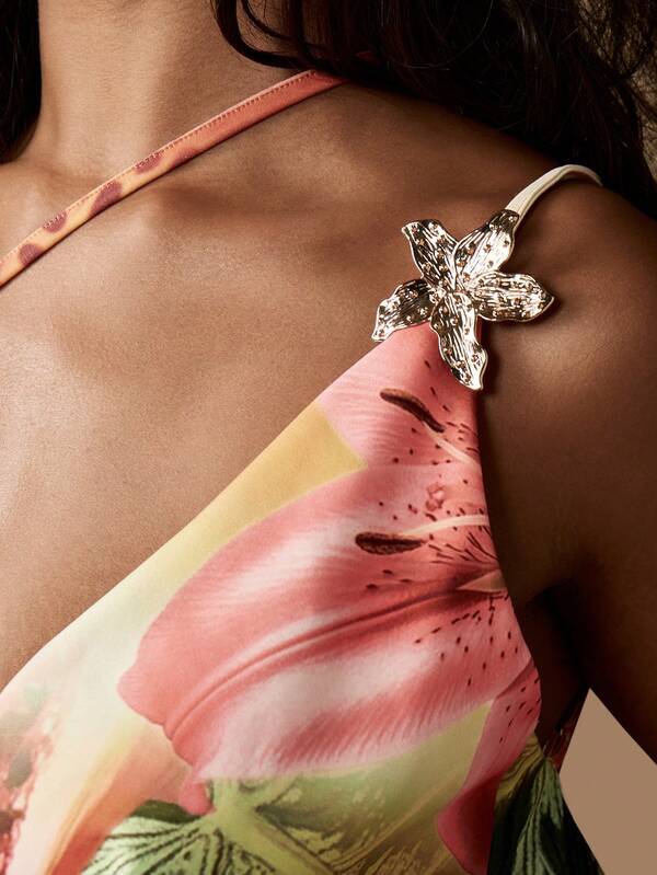 Missguided MISSGUIDED Tropical Print Slinky Mini Dress With Halter Neck Draped Front Brooch