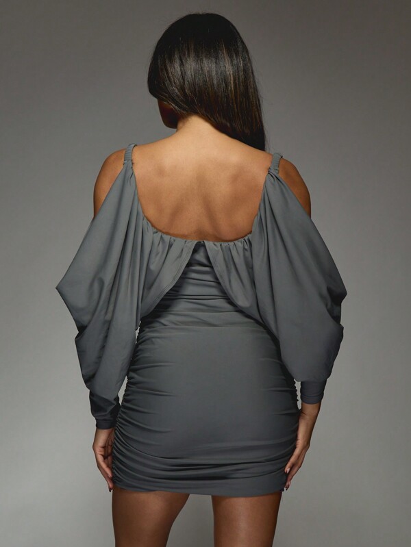 Missguided MISSGUIDED Twist Bust Drape Long Sleeve Cut-Out Ruched Bodycon Twist Mini Dress