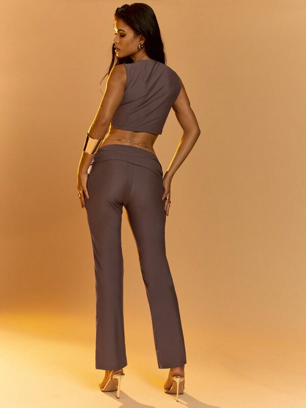 Missguided MISSGUIDED Twist Front Cut-Out Sleeveless Crop Top And Flare Hem Pants Two Piece Co-Ord Set
