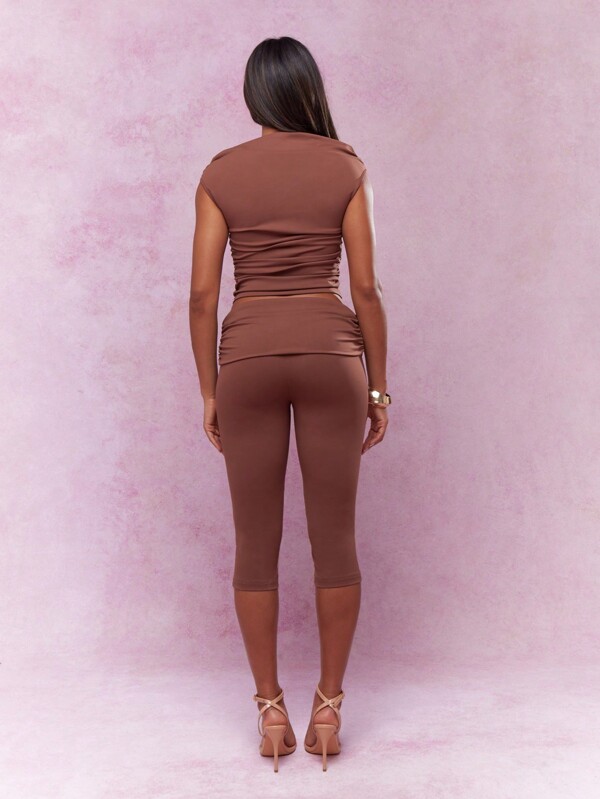 Missguided MISSGUIDED Two-Piece Jersey Ruched Off-Shoulder Capri Outfit