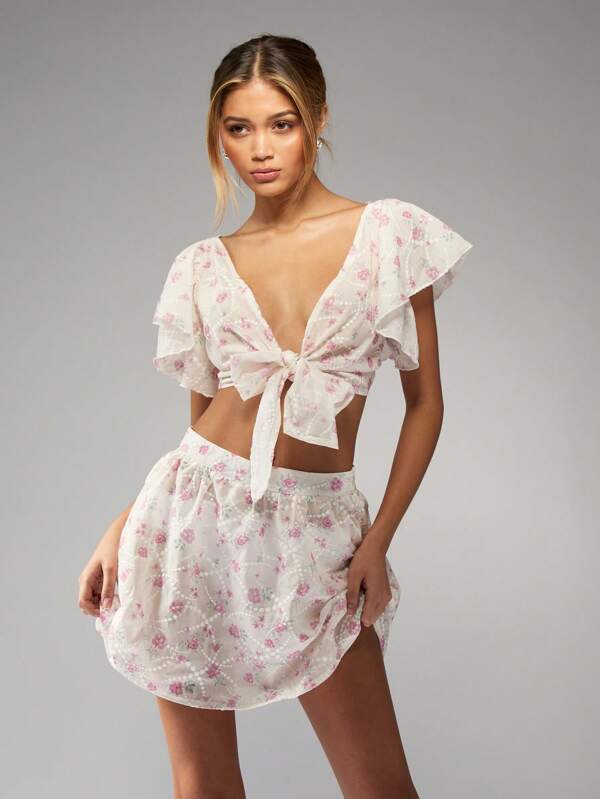missguided MISSGUIDED Two Piece Outfit Floral Frill Sleeves Crop Top Shorts