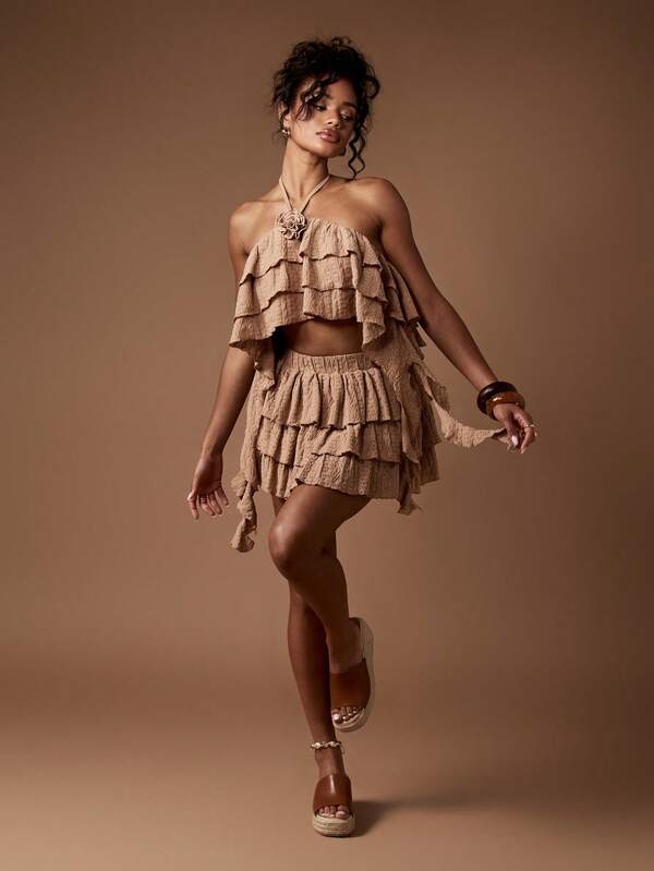 Missguided MISSGUIDED Two-Piece Outfit Ruffle Layered Textured Crop Top High Waist Mini Skirt