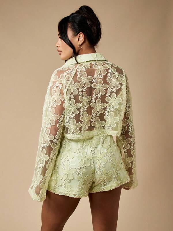 Missguided MISSGUIDED Two Piece Set Featuring Floral Lace Butterfly Sleeves And Mini Shorts