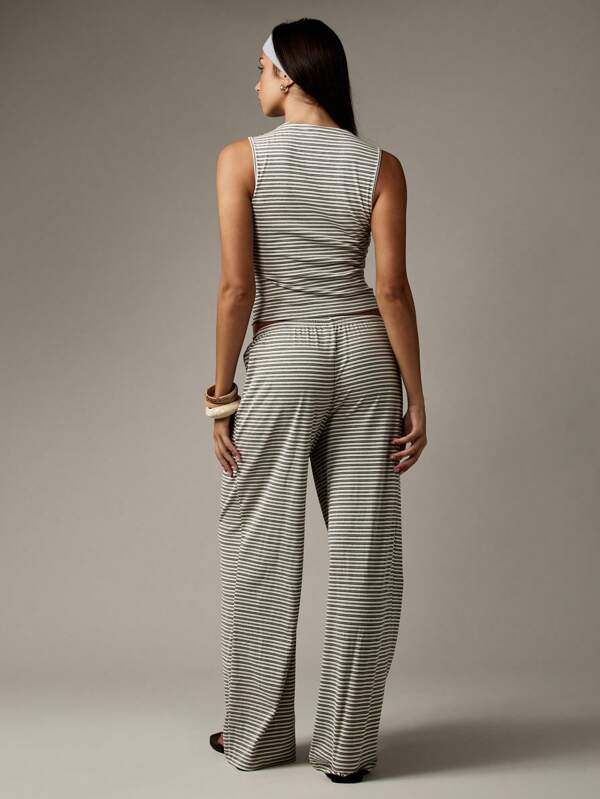 Missguided MISSGUIDED Two Piece Striped Crop Vest Top And Pants
