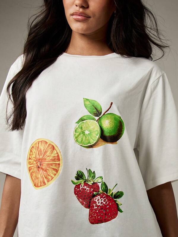 Missguided MISSGUIDED Ultra Comfortable Oversized Cotton Fruit Print T-Shirt
