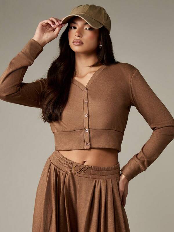missguided MISSGUIDED V Neck Cropped Cardigan With Button Front Closure