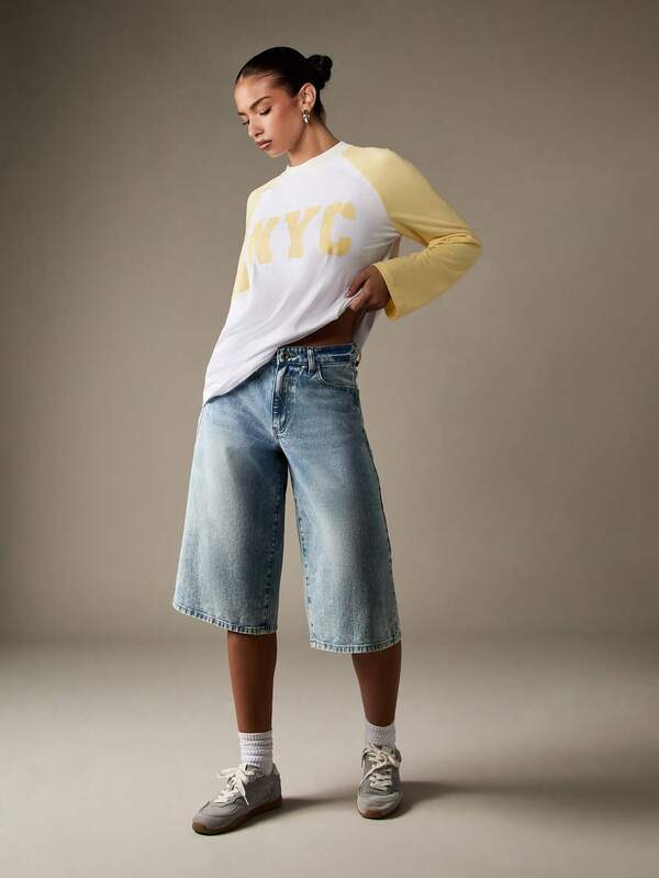 Missguided MISSGUIDED Varsity NYC Graphic Long Sleeve Raglan T-Shirt With Crewneck