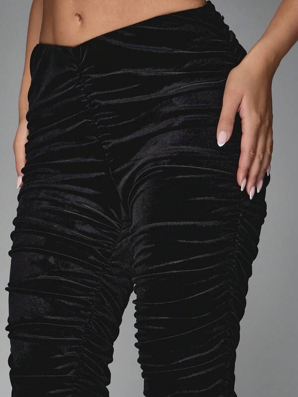 Missguided MISSGUIDED Velvet Deep Cowl Halter Neck Backless Crop Top And Ruched Leggings Two Piece Co Ord Set
