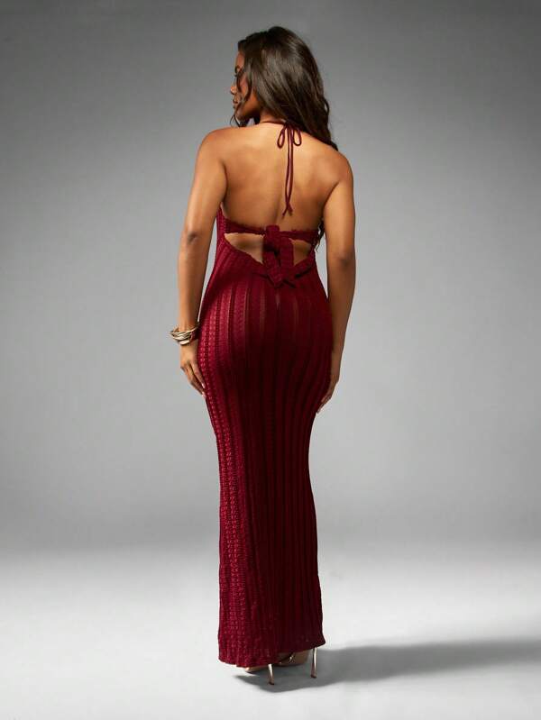 Missguided MISSGUIDED Velvet Halter Neck Maxi Dress With Backless Design