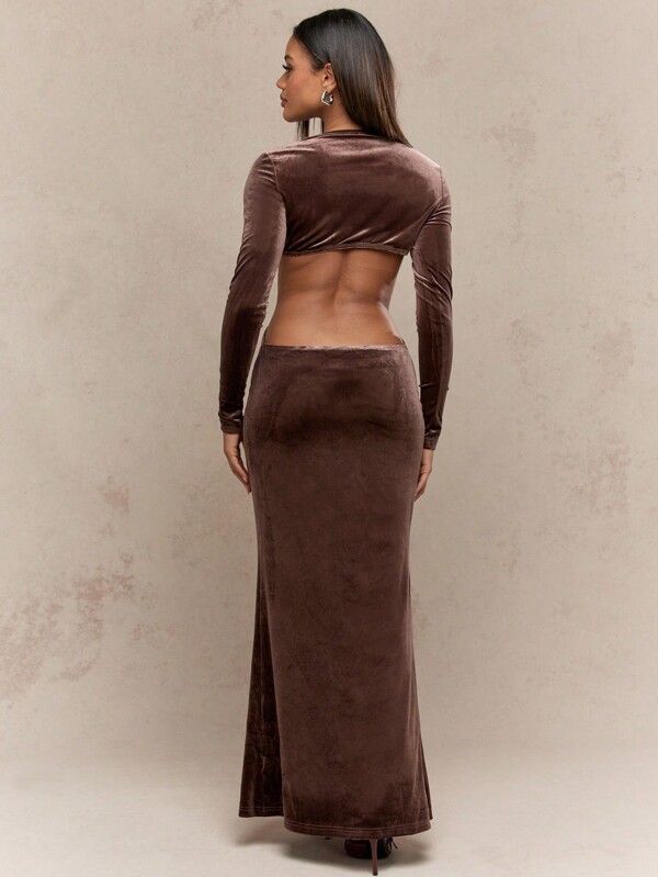 Missguided MISSGUIDED Velvet Twist Cut-Out Back Long Sleeves Maxi Dress