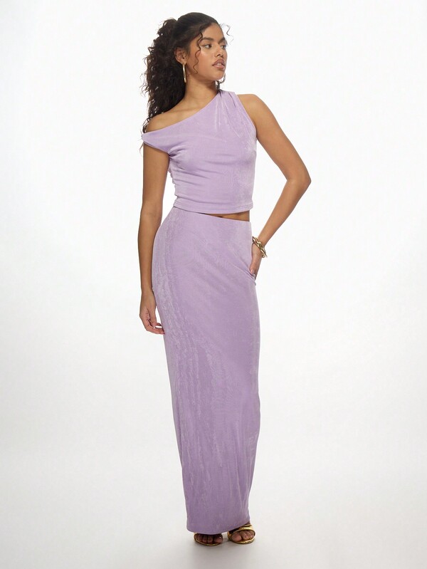 Missguided MISSGUIDED Velvet Two-Piece Outfit Crop Top Maxi Skirt
