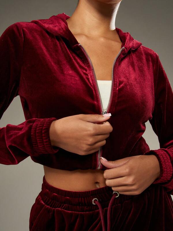 missguided MISSGUIDED Velvet Zip Through Cropped Hoodie With Drawstring
