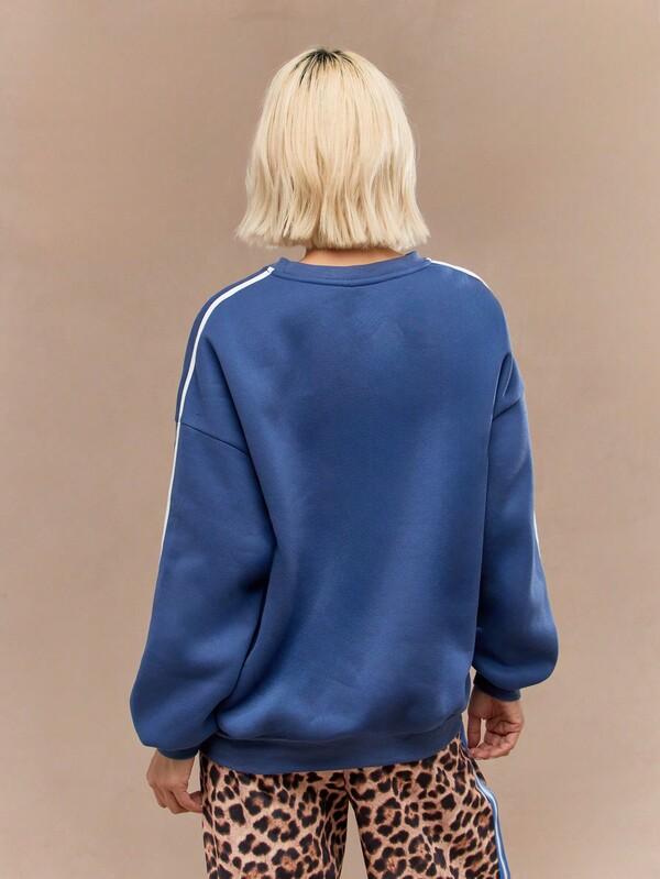 Missguided MISSGUIDED Vintage Oversize Varsity Sweatshirt