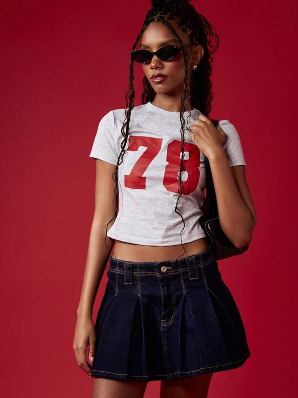 missguided MISSGUIDED Vintage Style Varsity Number Print Crop Top