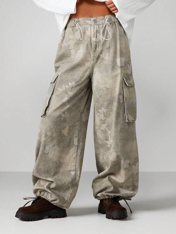 missguided MISSGUIDED Wide Leg Camouflage Cargo Pants