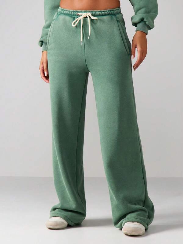 Missguided MISSGUIDED Wide Leg Graphic Joggers With Drawstring