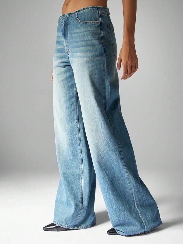 missguided MISSGUIDED Wide Leg High Rise Flared Jeans With Side Pockets