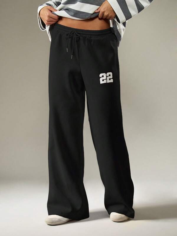 missguided MISSGUIDED Wide Leg Jogger With Number Applique