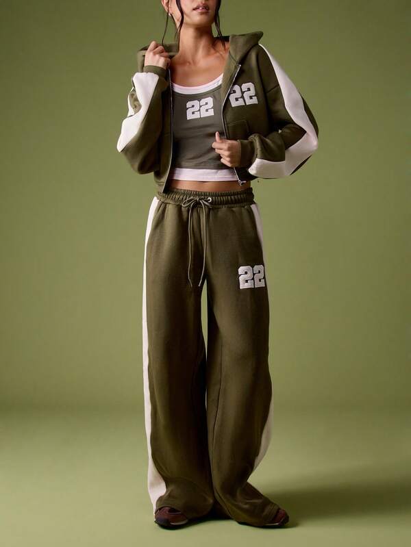 missguided MISSGUIDED Wide Leg Joggers With Number Print